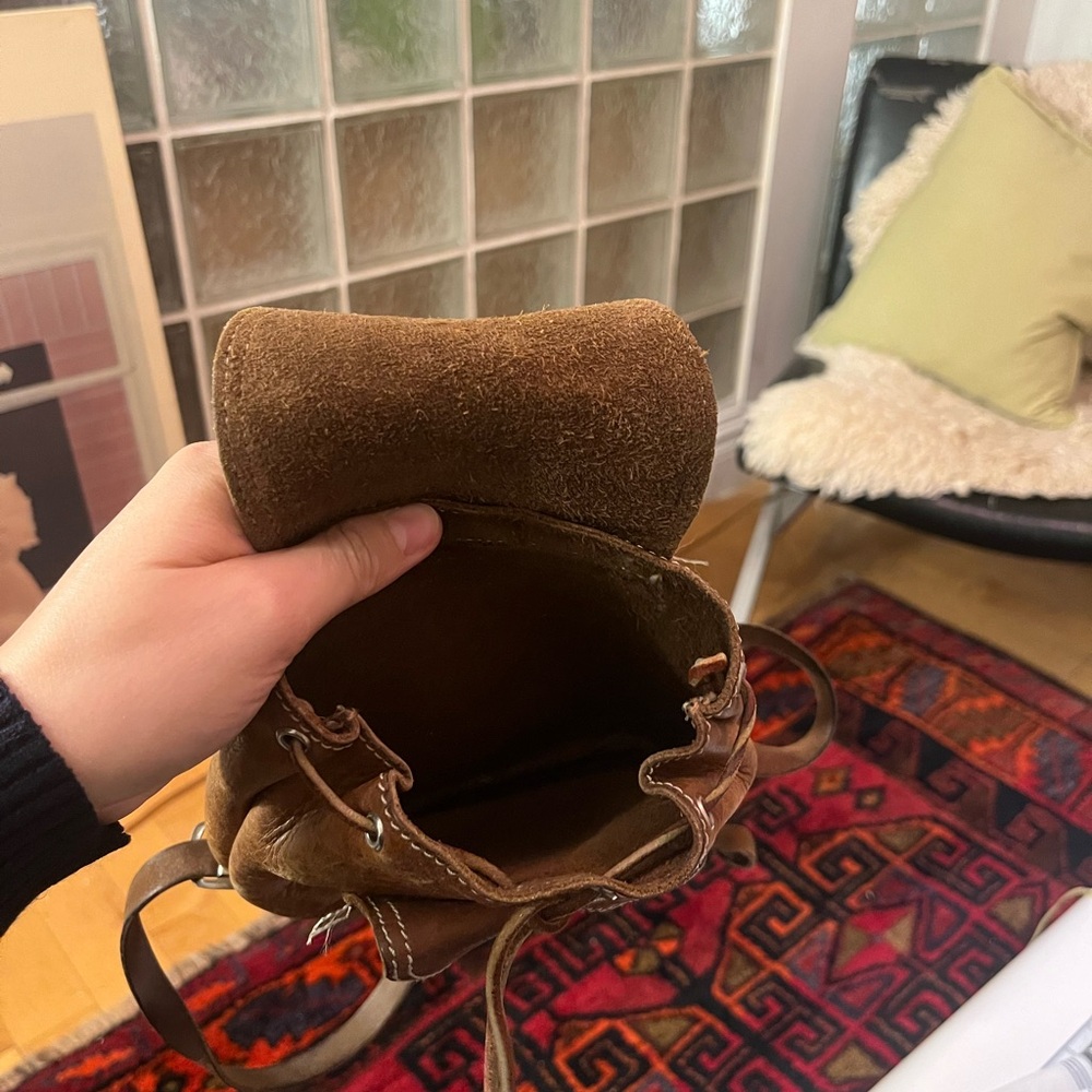 ROOTS vintage Leather Mini Backpack - Picture 3 of 5